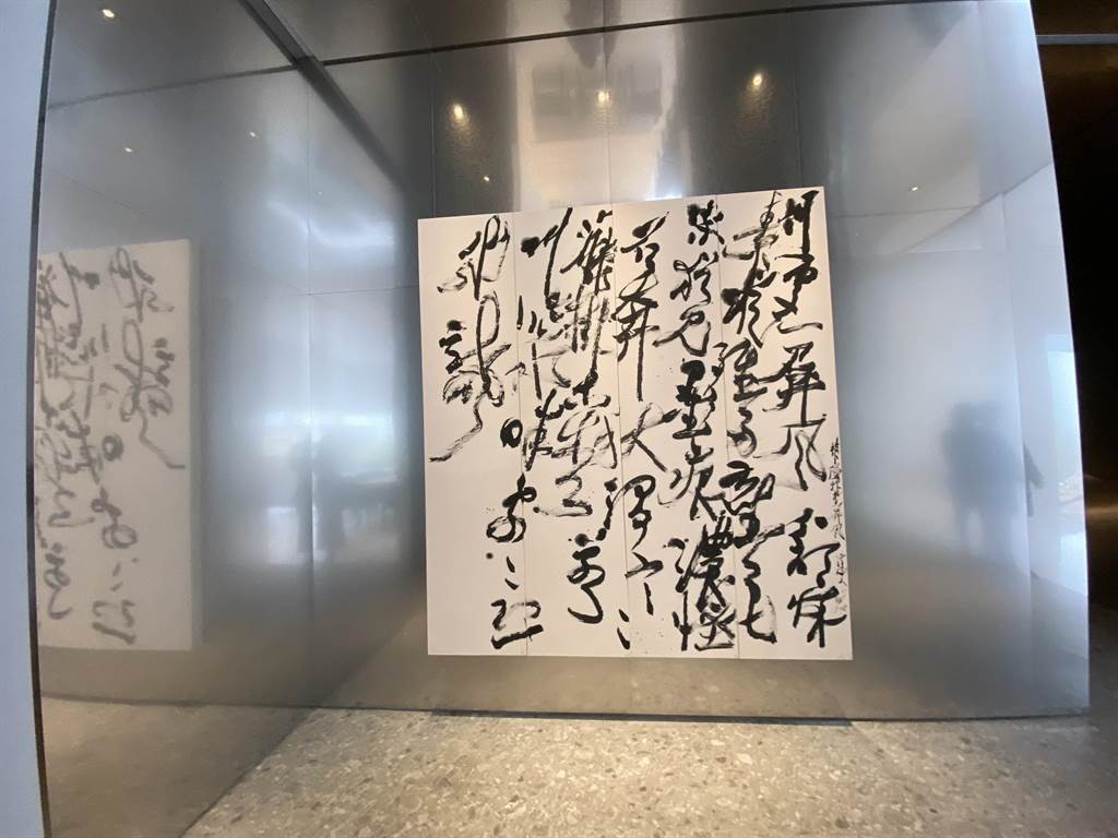 由鉅惟上技研所為和泉正敏與連獲國際獎項景觀藝術家吳書原開展，成為西屯7期文化亮點。（盧金足攝）