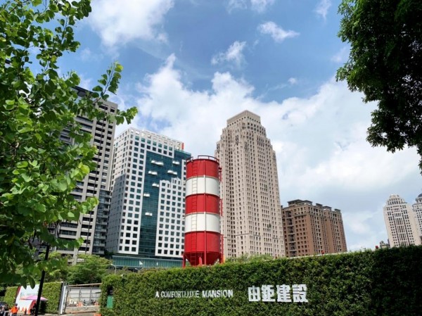 台中預售實登唯一
破億豪宅現身「由鉅惟上」
包辦總價排行前九位